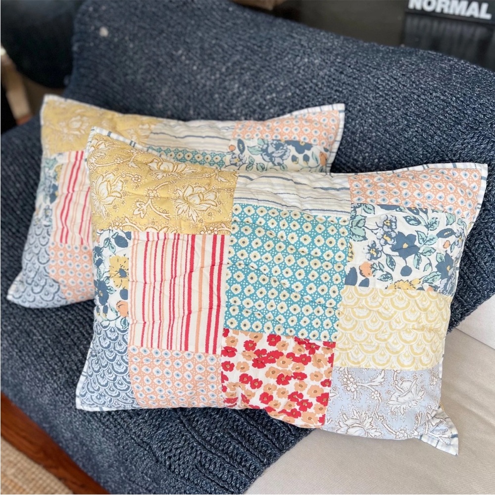 2 Garnet Hill Camille Quilted Patchwork Pillow Shams STANDARD Floral Stripe $138 - Picture 3 of 8
